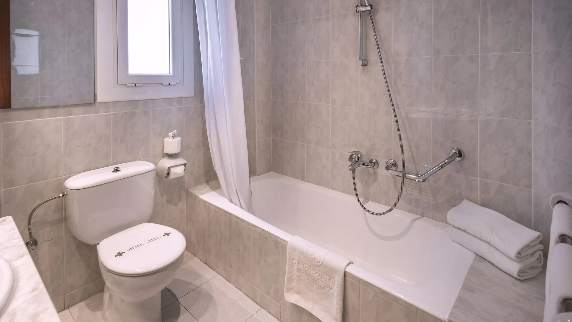 Hotel Ciudad De Castelldefels 3*,  Spagna