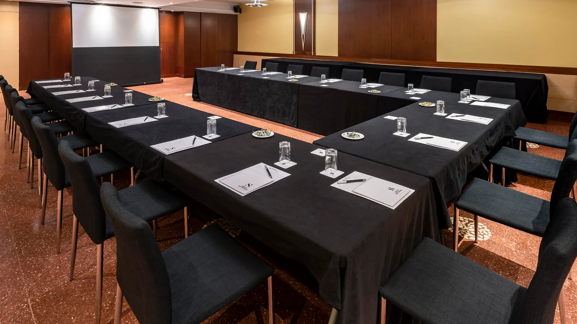 Hotel Ciudad De Castelldefels Spagna