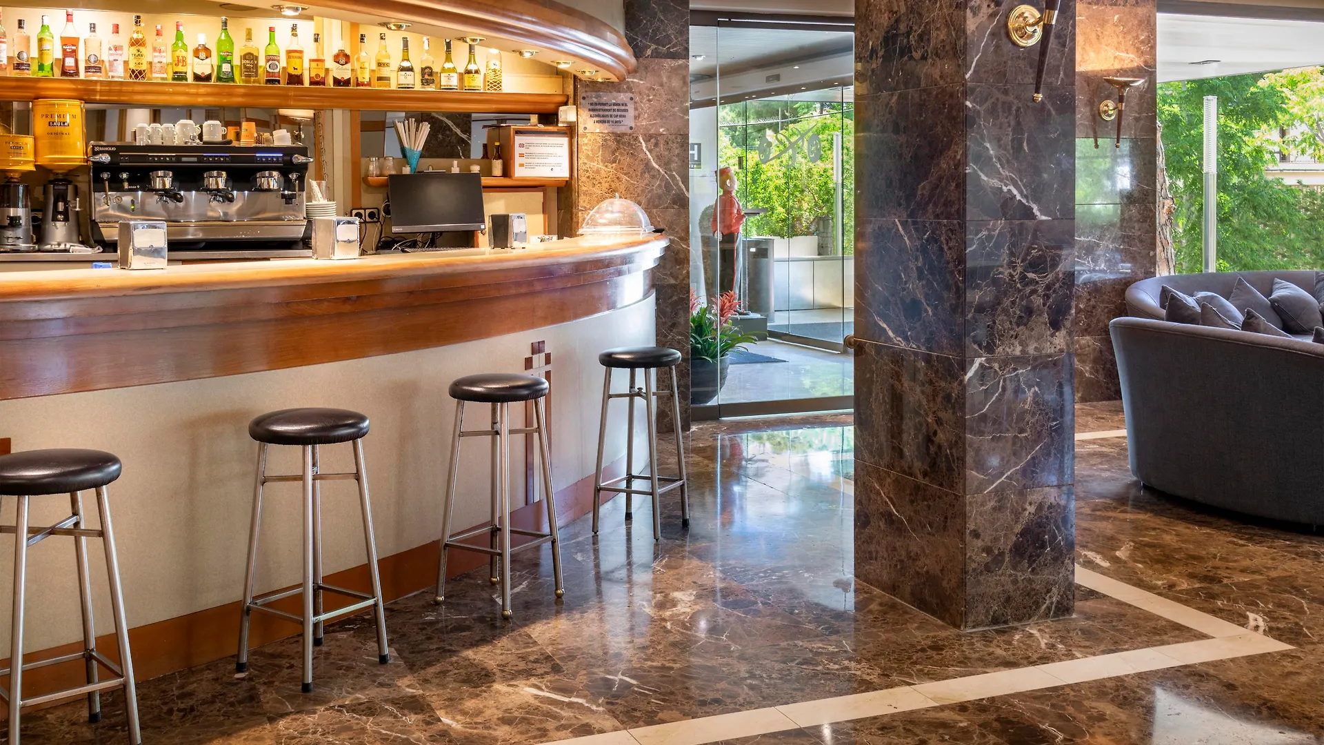 Hotel Ciudad De Castelldefels 3*,  Spagna